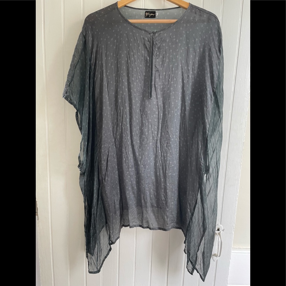 JOHNNY WAS / BIYA Tunic 100% Silk SIZE M